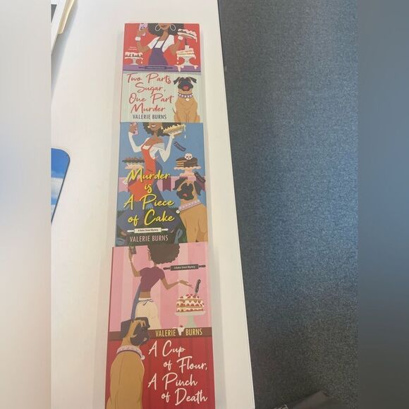 ❤️Valerie Burns Mystery Book Set Books 1-3 - Picture 1 of 7